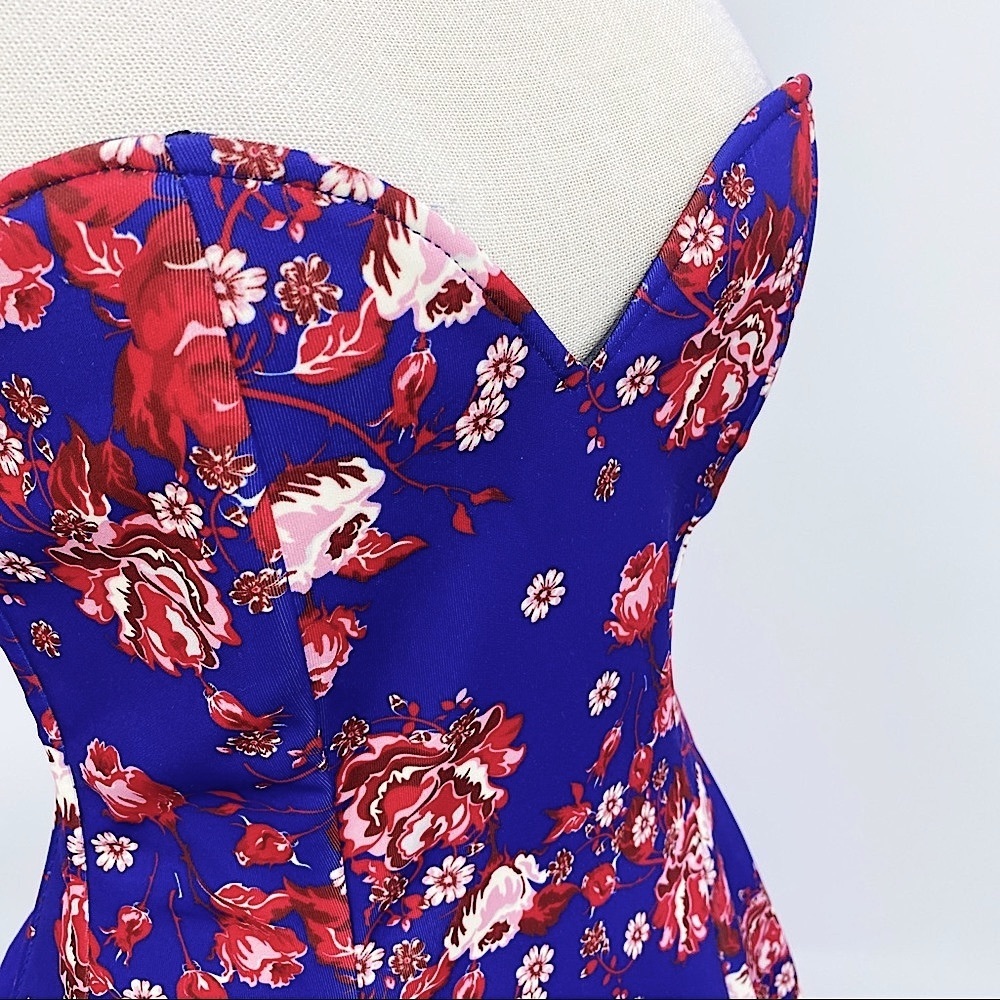 Boulee Ivy Strapless Corset Dress Rose Print - Picture 13 of 14